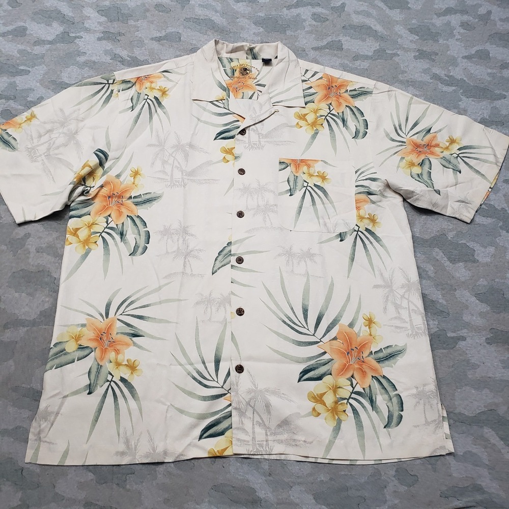 Eagle Dry Goods Shirt Mens Large Beige Short Sleeve Button-Up Hibiscus Tropical